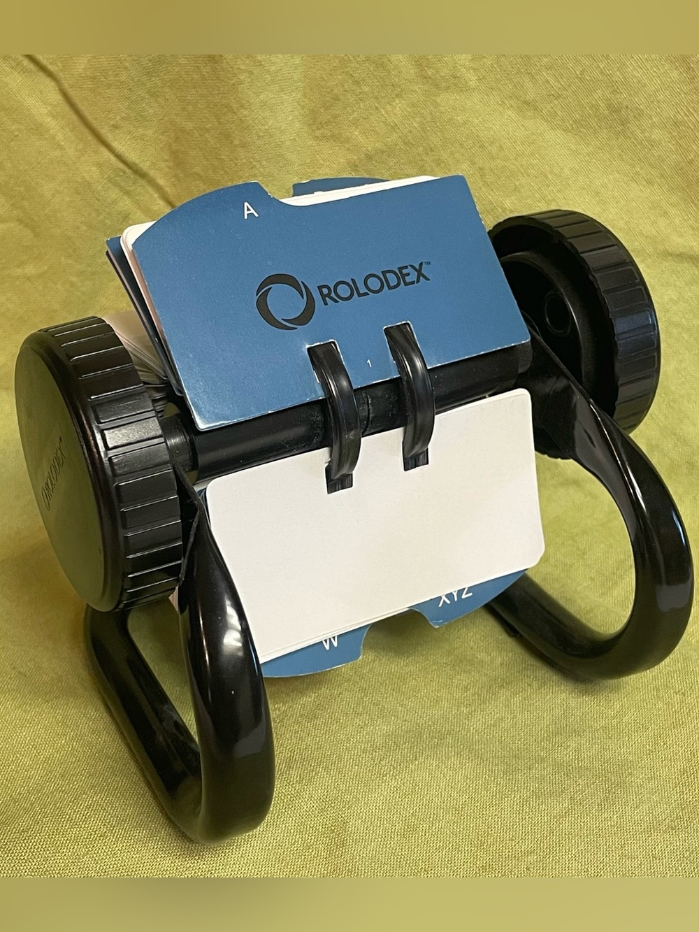 Rolodex Rotary Card File - Black Blue Tabs ~180 Cards 1-3/4" x 3-1/4"